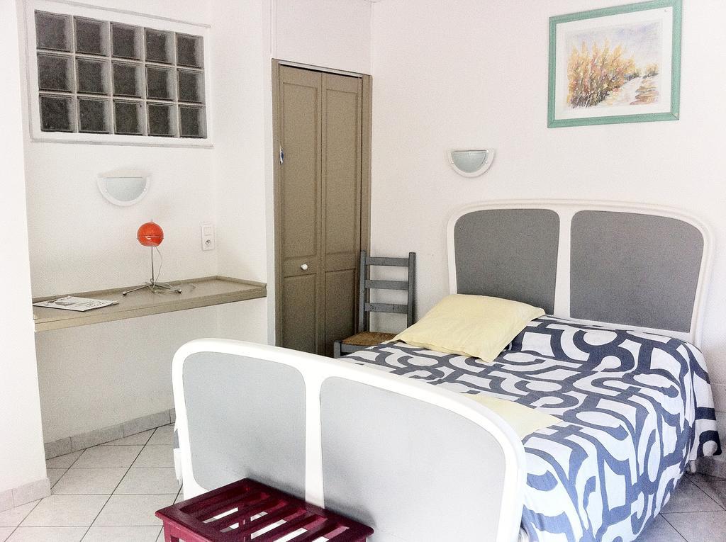 Hotel Residence Larroque Caussade Room photo